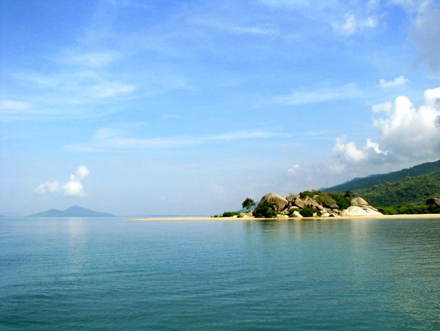 Thư giãn trên hòn Thị - Nha Trang