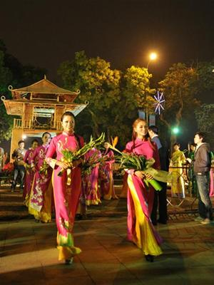 Lễ hội áo dài Hà Nội 
