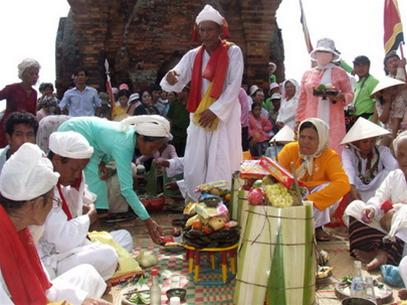 Về Phan Rang (Ninh Thuận) vui lễ Katê