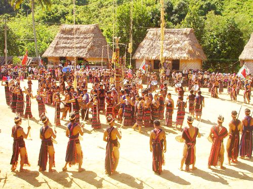 Lễ hội văn hóa truyền thống Cơ Tu, Quảng Nam 