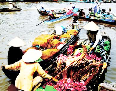 Hậu Giang: Khai mạc hội chợ ẩm thực và chợ nổi trên sông 