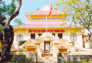 Lăng mộ và đền thờ Trương Định ở Tiền Giang: Di tích lịch sử dân tộc 
