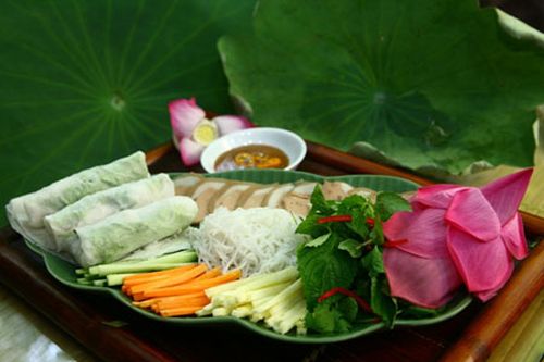 Nem cuốn: Đậm đà bản sắc ẩm thực Việt 