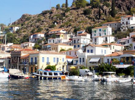 Xinh đẹp đảo Poros ở Hy Lạp  
