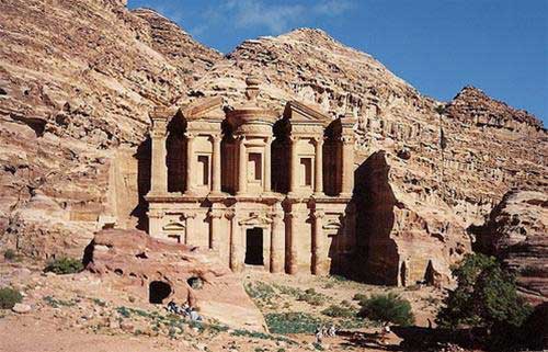 Jordania: Thành phố của những ngôi mộ