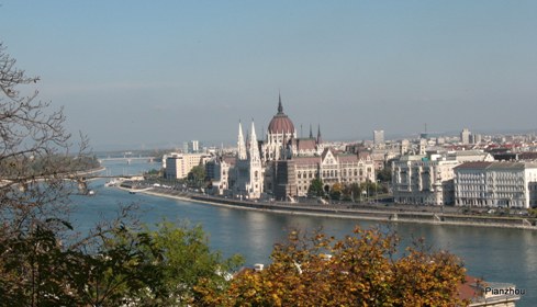 Ngắm sông Danube ở Budapest - Hungary