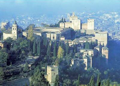 Cung điện Alhambra (Tây Ban Nha): Viên ngọc của kiến trúc Hồi giáo ở châu Âu
