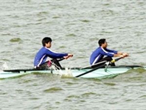 Hà Nội: Khởi tranh Giải đua thuyền Rowing và Canoeing