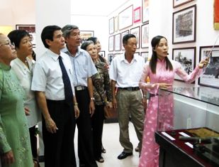 Hà Nội: Khai mạc triển lãm Công đoàn Việt Nam – 80 năm một chặng đường lịch sử