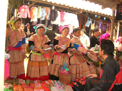Chợ Việt Nam - Nét văn hoá dân tộc Việt