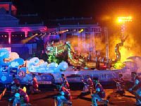 Rực rỡ đêm lễ hội đường phố Nha Trang
