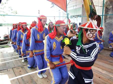 Quảng Nam: Khôi phục hát múa bả trạo trong lễ cầu ngư