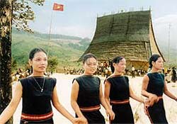 Chung kết Liên hoan dân ca Việt Nam khu vực Tây Nguyên