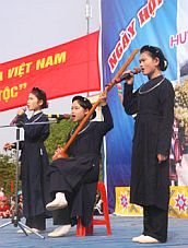 Khúc hát ru của người Tày (Bắc Giang)