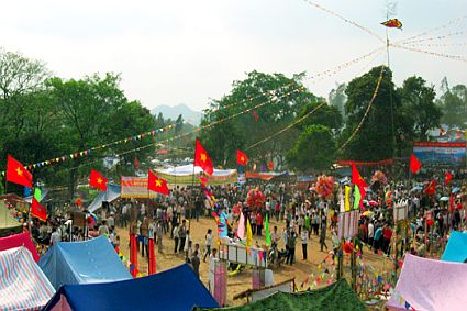 Lạng Sơn: 9 tháng đầu năm 2010 ước có khoảng 20 vạn lượt du khách đến Cao Lộc