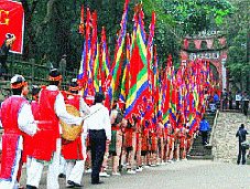 Giỗ tổ Hùng Vương năm 2009: Lần đầu tiên thực hiện nghi thức tưởng niệm chung