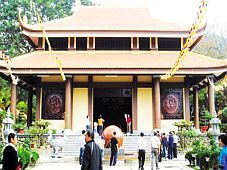 Đặc sắc chùa Lân - Thiền viện Trúc lâm Yên Tử (Quảng Ninh)