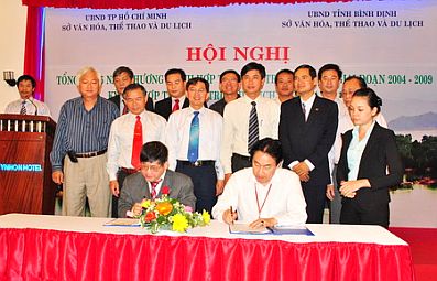 TP.Hồ Chí Minh và Bình Định hợp tác phát triển du lịch