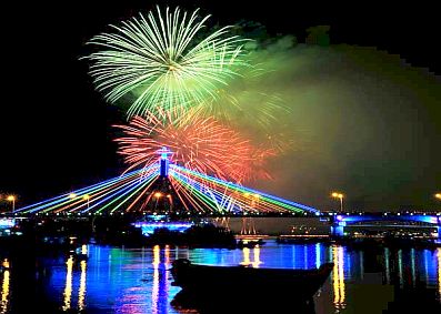 Đà Nẵng tham dự Lễ hội pháo hoa ánh sáng tại Vancouver, Canada