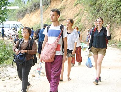 Mèo Vạc (Hà Giang) đón gần 16.000 lượt khách du lịch dịp 