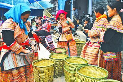 Hấp dẫn chợ phiên Si Ma Cai
