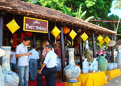 290 gian hàng tham gia LH Du lịch làng nghề truyền thống Hà Nội 2013