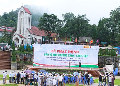 Sa Pa (Lào Cai): Phát động chiến dịch bảo vệ môi trường du lịch xanh - sạch - đẹp