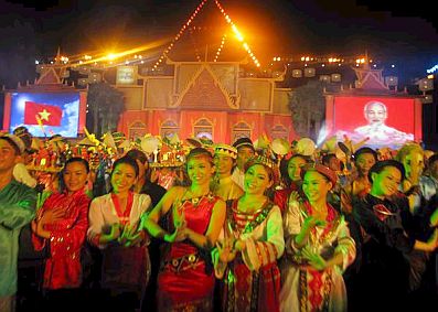 Bế mạc “ Ngày hội Văn hóa, thể thao và du lịch vùng đồng bào Khmer Nam bộ”