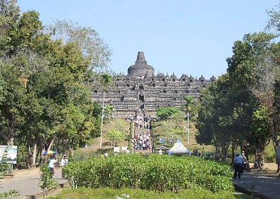 Đền Borobudur-di tích Phật giáo lớn nhất thế giới