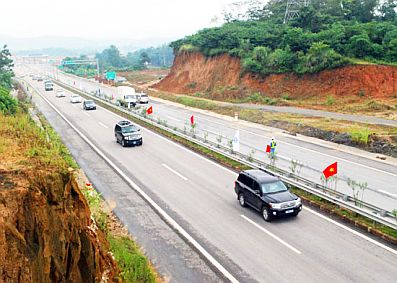 Khai trương tour du lịch caravan từ Hà Nội lên Sa Pa (Lào Cai)