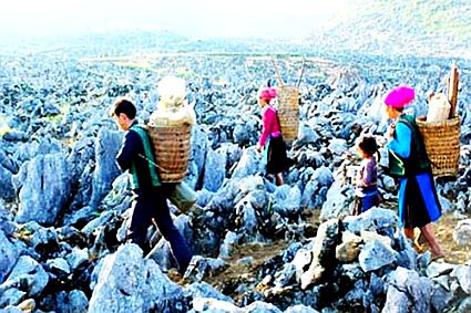 Phát triển bền vững công viên địa chất và du lịch