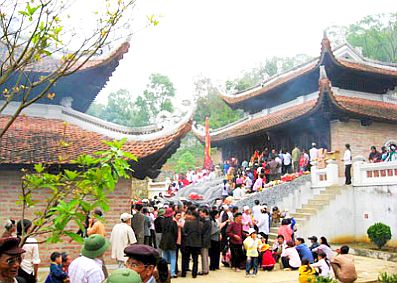 Tưng bừng lễ hội Bà Triệu