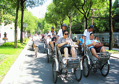 Du khách Mỹ chi tiêu nhiều nhất tại Việt Nam