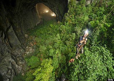 Nhiều du khách đăng ký đến hang động Sơn Đoòng (Quảng Bình)
