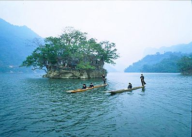 Hồ Ba Bể trở thành di tích quốc gia đặc biệt