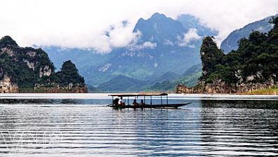 Vẻ đẹp hoang sơ của hồ Na Hang, Tuyên Quang