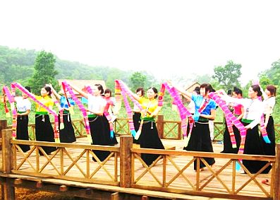 Tôn vinh Ngày Văn hóa các dân tộc Việt Nam