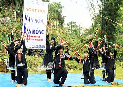Văn hóa địa phương - nguồn lực vàng của du lịch Sa Pa