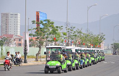 Đà Nẵng: Khai trương dịch vụ vận tải khách du lịch bằng ô-tô điện