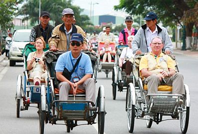 Tàu Spirit of Adventure trở lại Đà Nẵng