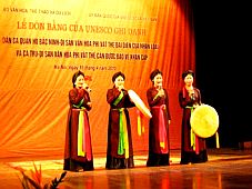 Quan họ và Ca trù nhận bằng Di sản văn hóa thế giới