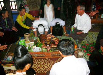 Tục cưới hỏi của người Thái đen