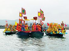 Hội đình Giang Võng - Nét văn hoá của người dân chài thuỷ cư trên vịnh Hạ Long