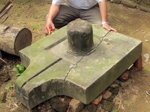 Phát hiện di tích miếu cổ Chămpa tại Quảng Ngãi 