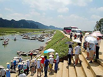 Ninh Bình : 9 tháng đón hơn 1 triệu lượt khách du lịch đến Gia Viễn