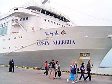 Chuẩn bị đón 1.200 du khách từ tàu Costa Allegra