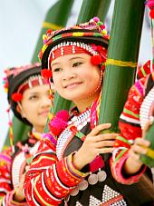 Trang phục truyền thống của người Mông Thái Nguyên