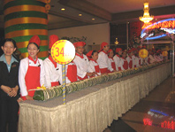  Thực hiện 1.000 đòn bánh tét hướng tới Đại lễ 1.000 năm Thăng Long - Hà Nội