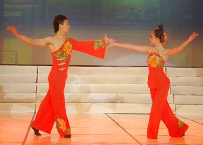 Đoàn nghệ thuật Bình Nhưỡng (Triều Tiên) biểu diễn tại Việt Nam