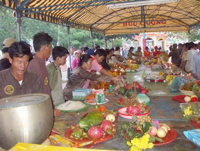 Bình Thuận: Khai mạc lễ hội Dinh Thầy Thím